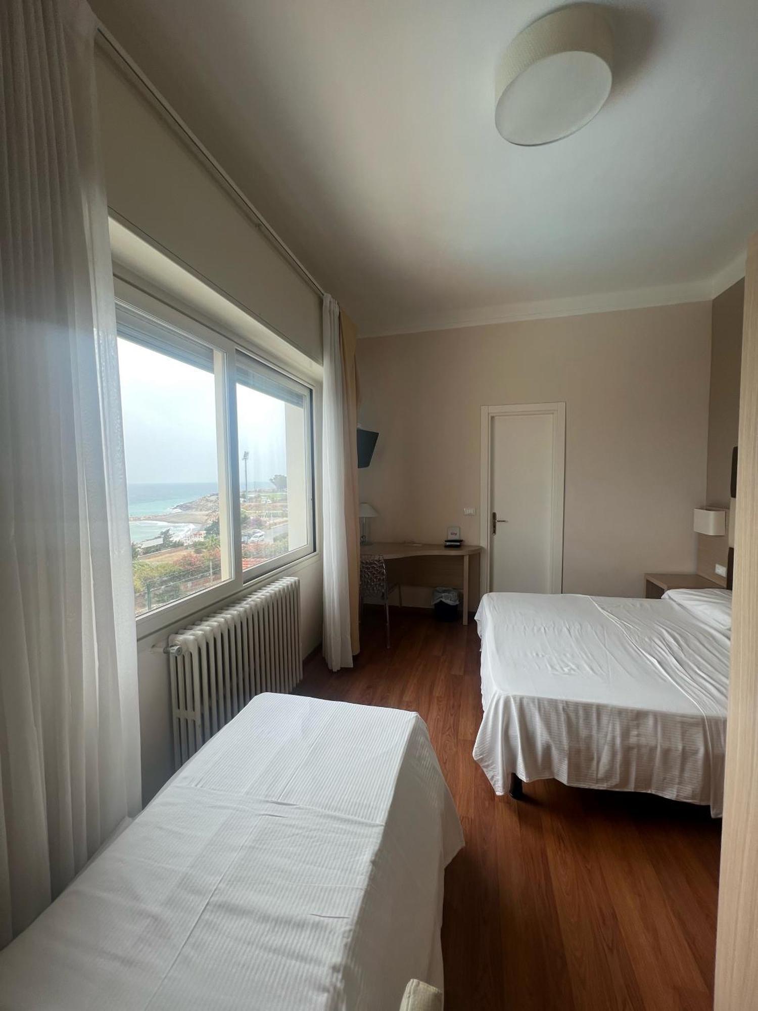 Hotel Napoleon سانريمو المظهر الخارجي الصورة